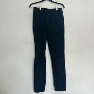 BDG urban outfitters twig high rise size 29 distressed at knees black jeans